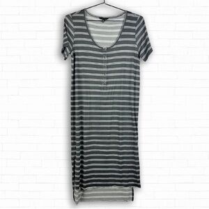 ⚡️⚡️⚡️$8 FLASH SALE ENDS AT MIDNIGHT⚡️⚡️⚡️ Lucky Brand 
Striped Henley Dress